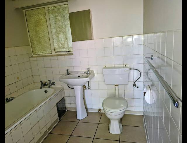 1 BEDROOM APARTMENT FOR SALE IN KENSINGTON B